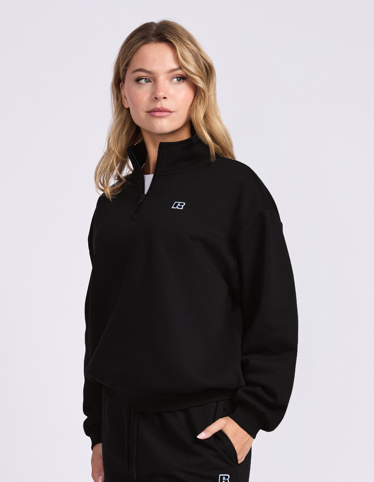Russell Athletic Australia R Logo Women's Quarter Zip - Black True Since 1902