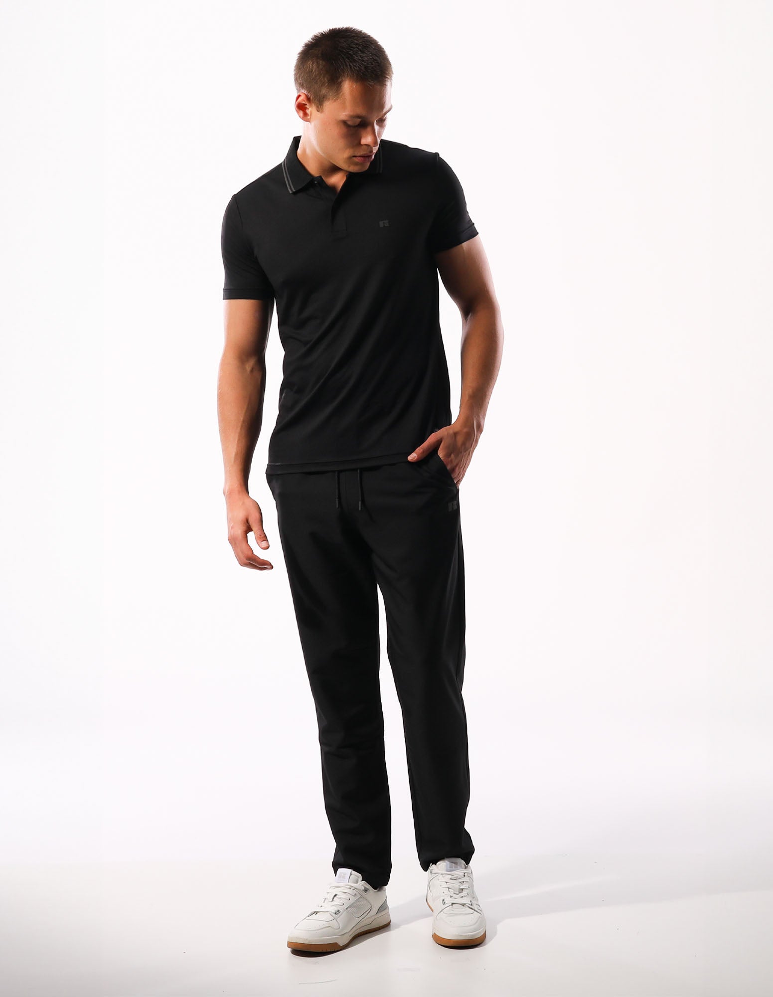 Russell Athletic Australia Men's R Logo Active Stretch Pant - Black True Since 1902