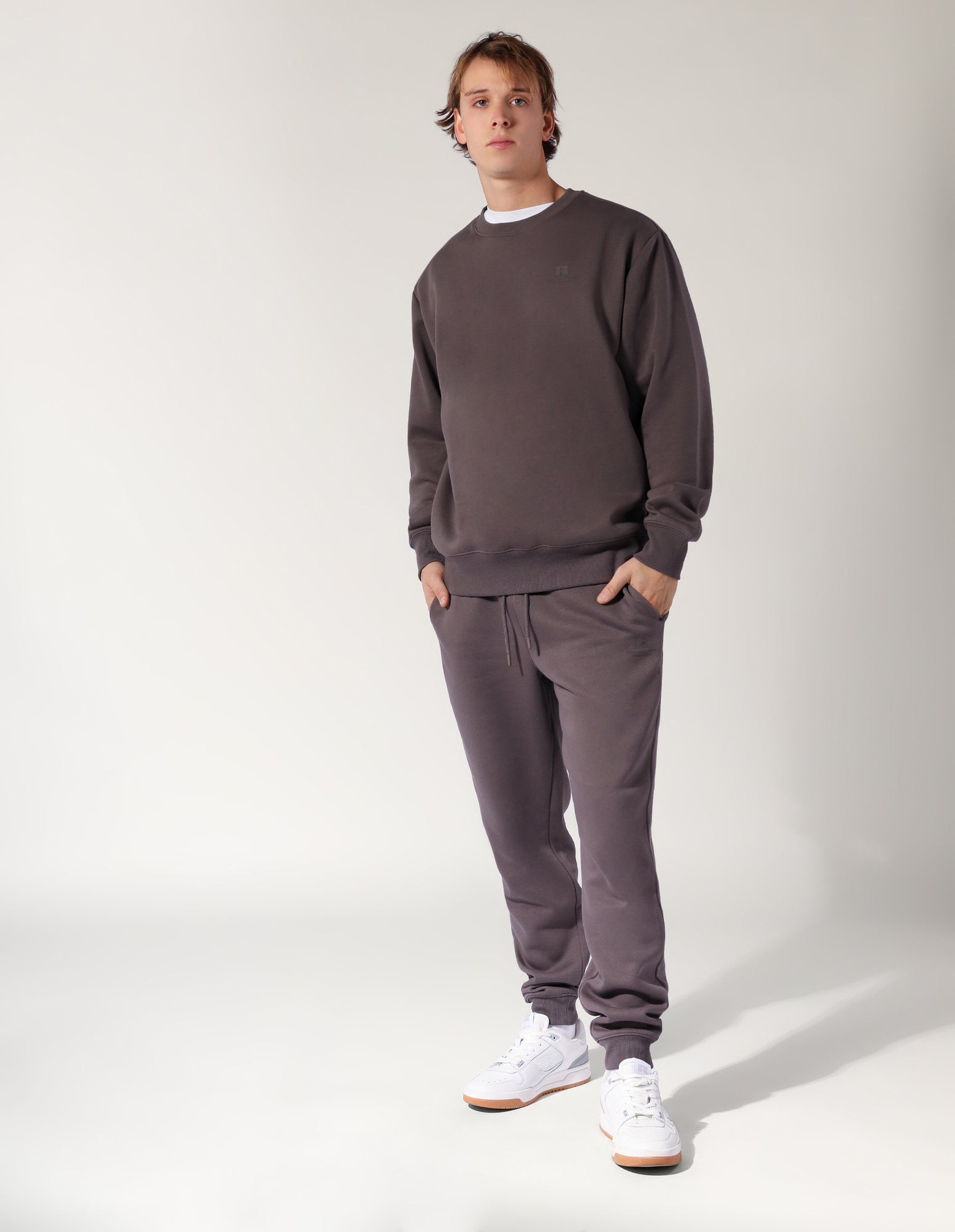 Men’s Brooklyn Crew Sweat - Peat Colour | Russell Athletic