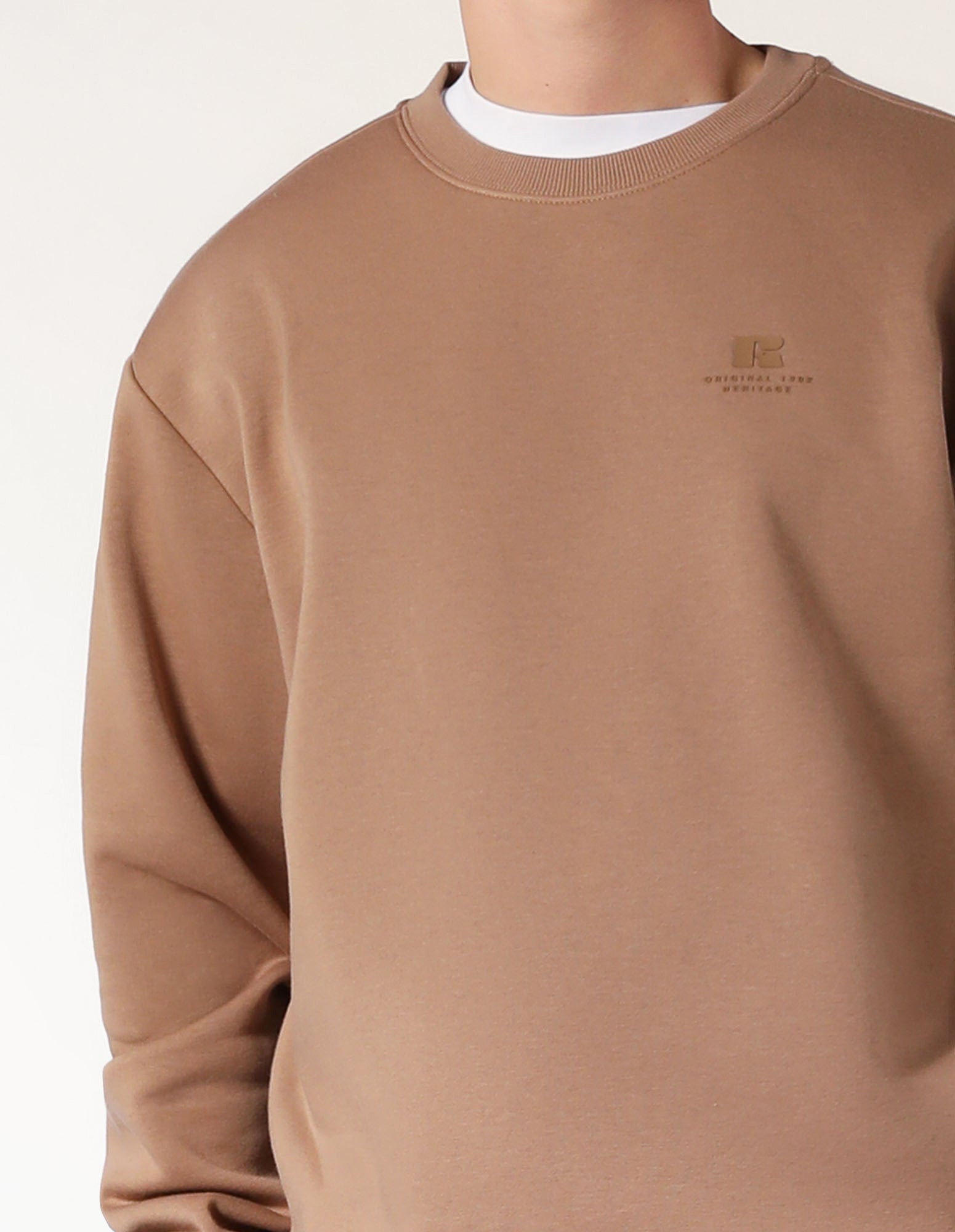 Russell Athletic Australia Brooklyn Men's Crew - Caramel True Since 1902