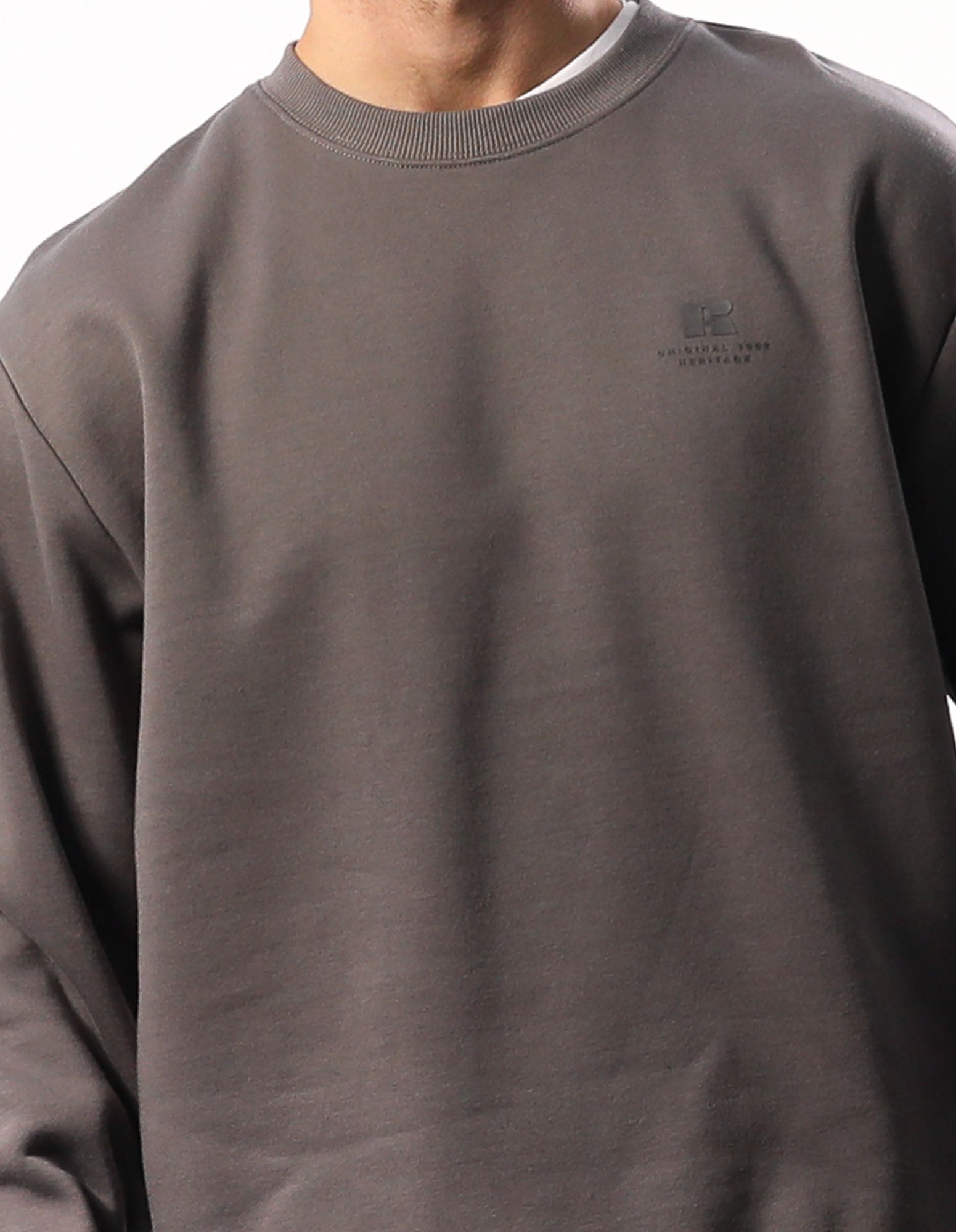 Russell Athletic Australia Men's Brooklyn Crew - Smoke True Since 1902