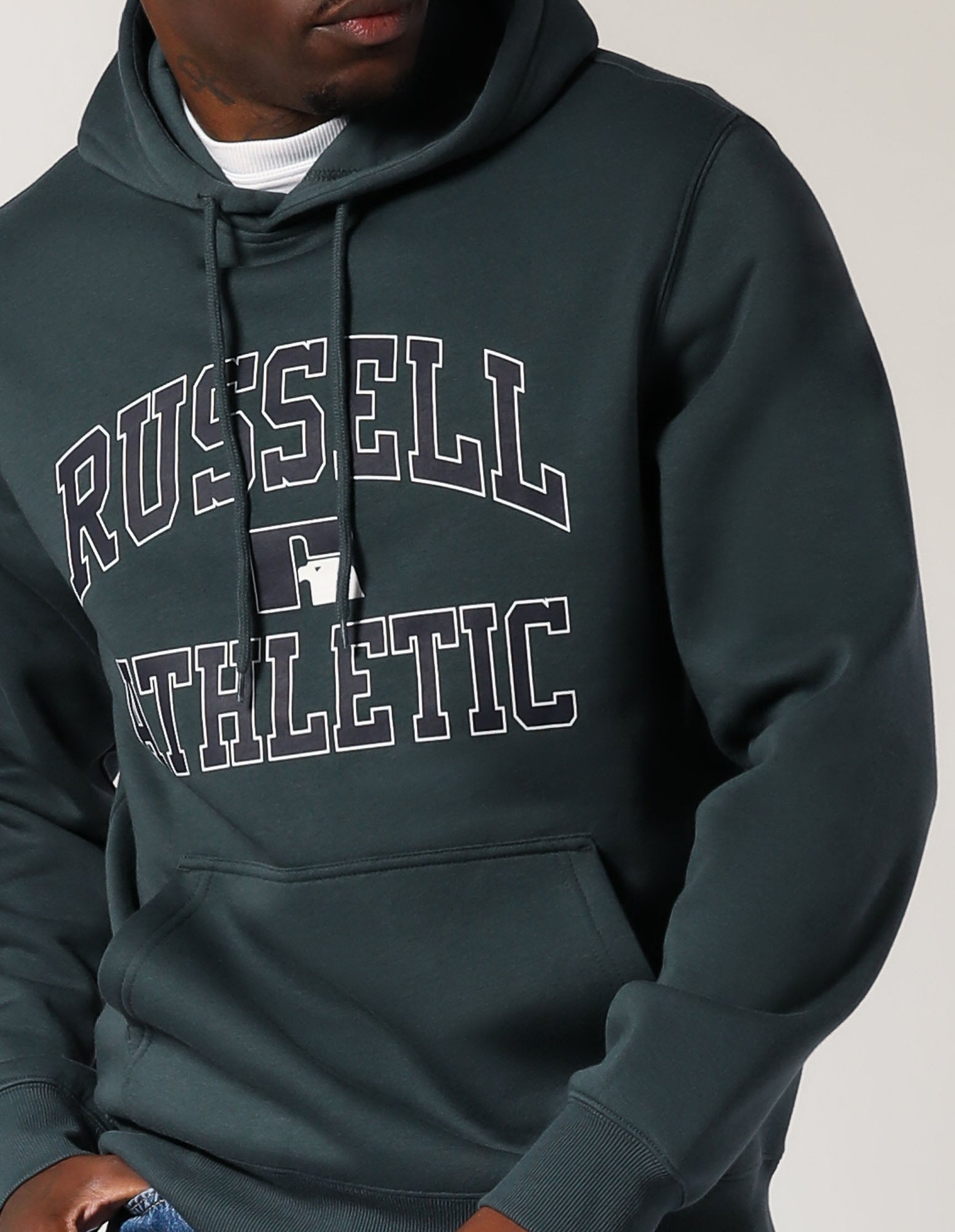 Men’s Arch Logo Hoodie – Bottlebrush Green | Russell Athletic