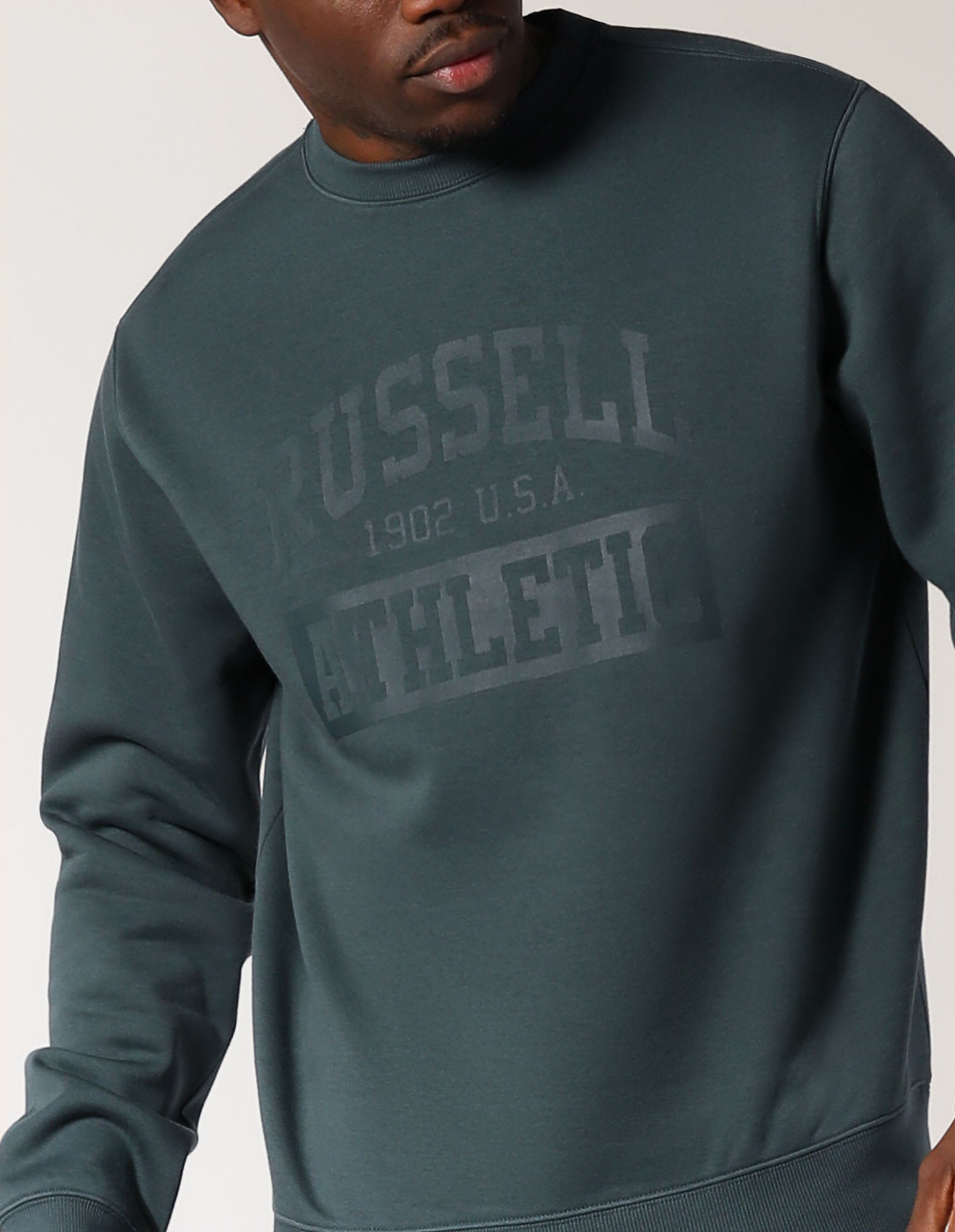 Russell Athletic Australia Men's Stack Crew - Bottlebrush True Since 1902