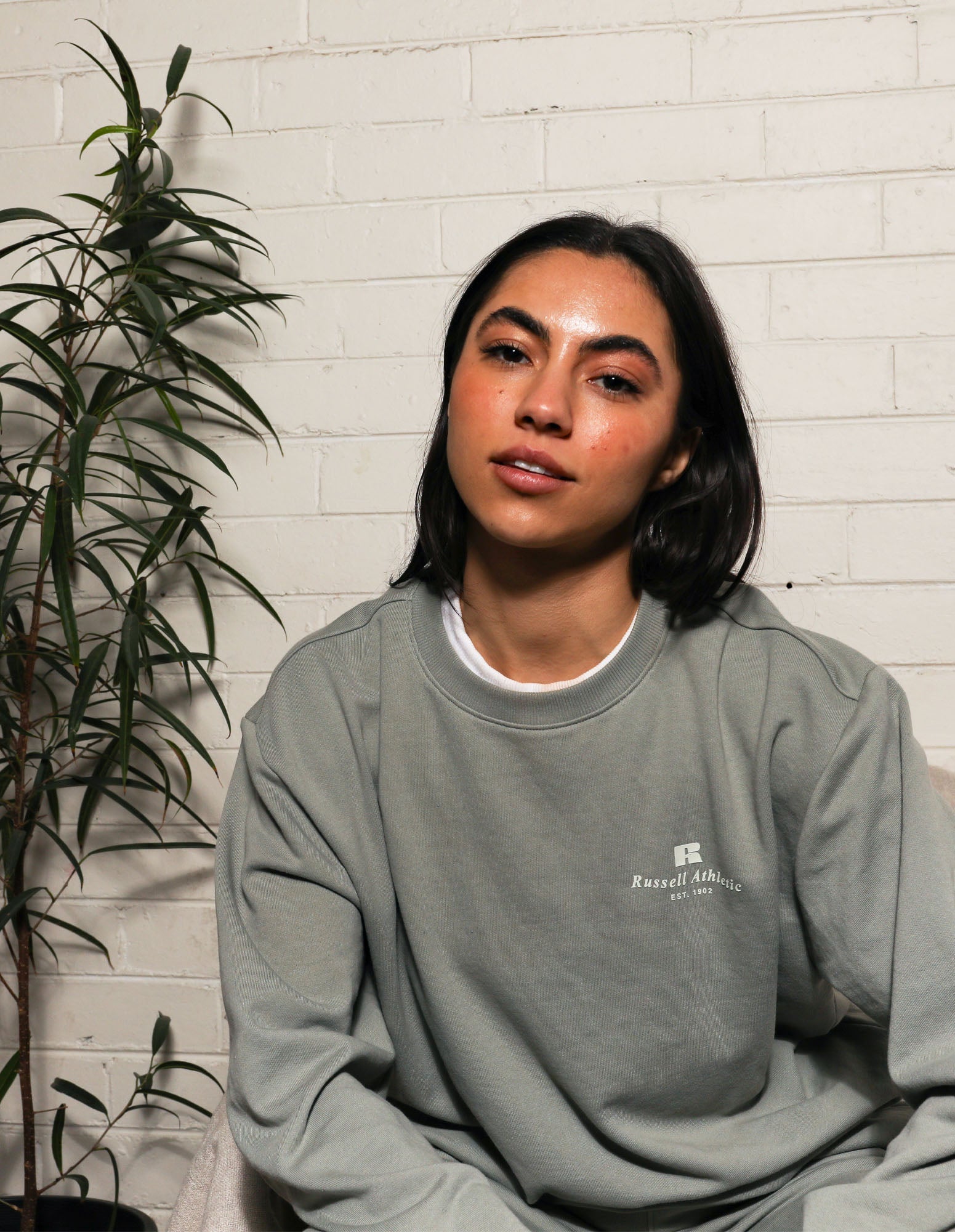 Women's R Logo Crew in Shadow Green