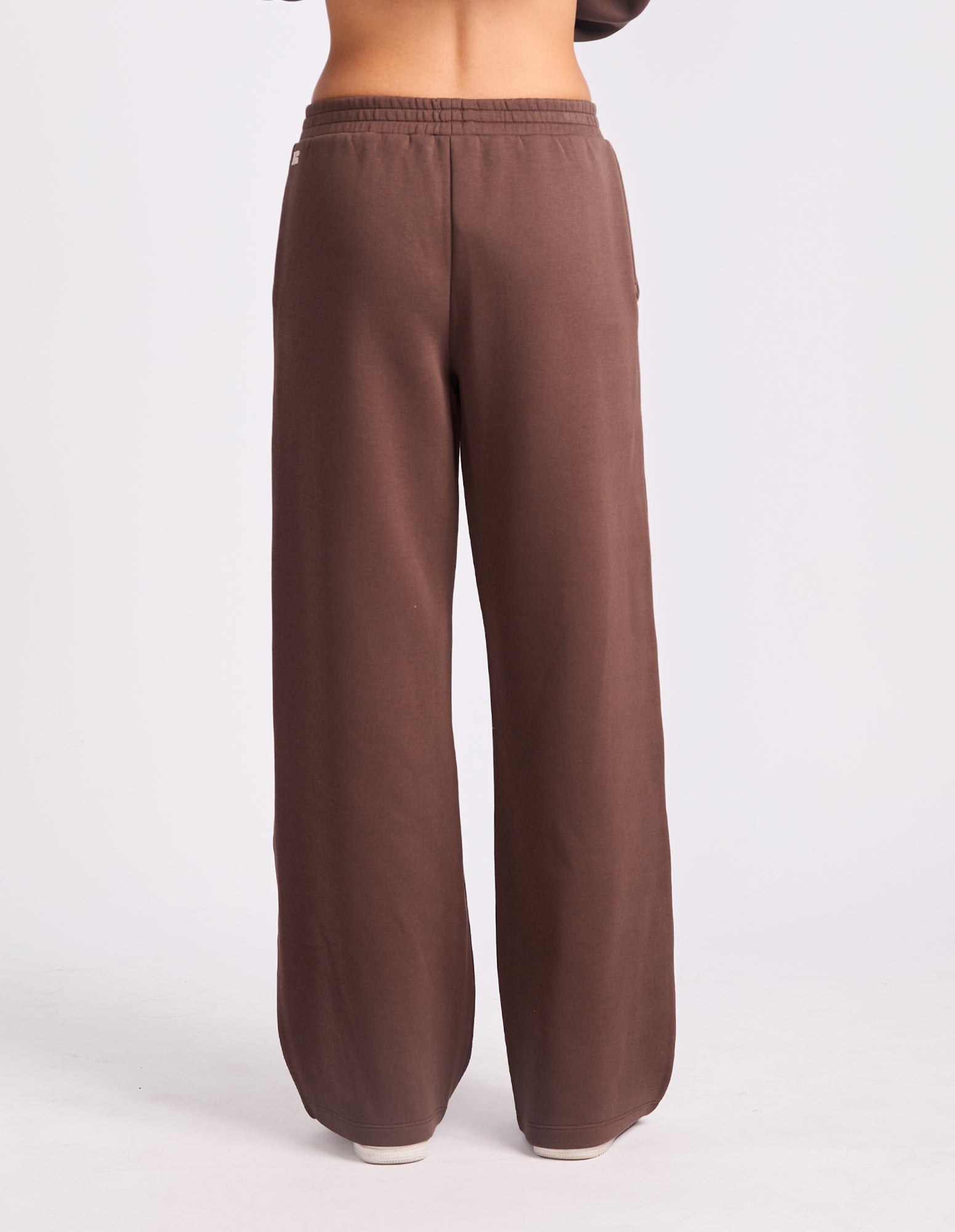 Russell Athletic Australia R Tech Leisure Wide Leg Women's Track Pant - Chocolate True Since 1902