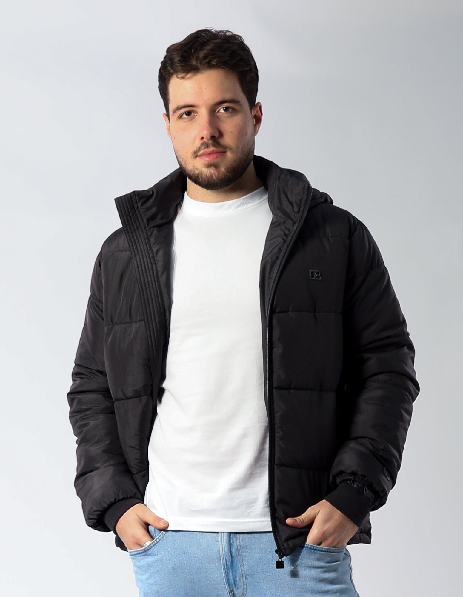 Russell Athletic Australia R Logo Puffer Jacket - Black True Since 1902