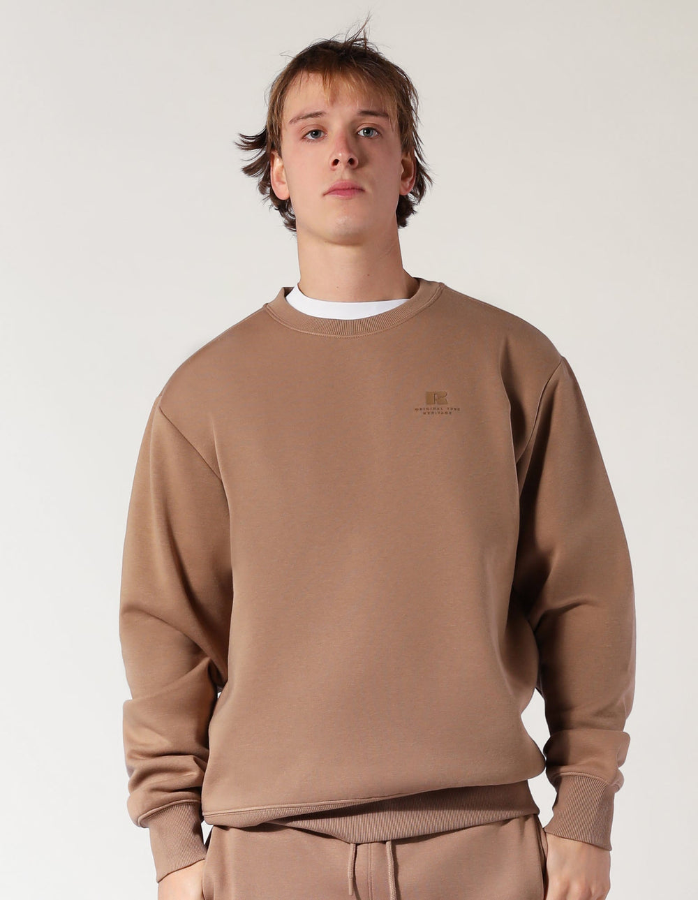 Russell Athletic Australia Brooklyn Men's Crew - Caramel True Since 1902