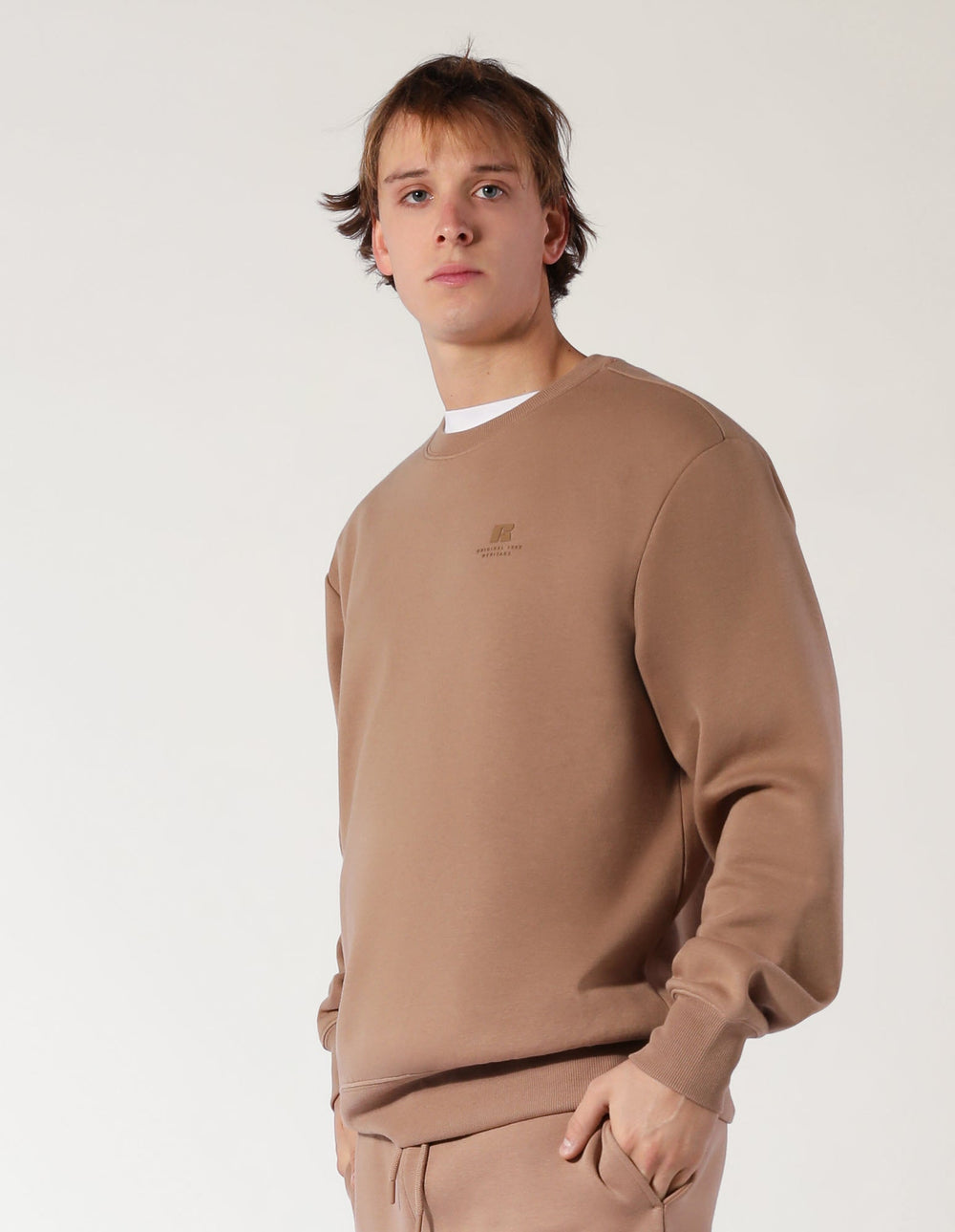 Russell Athletic Australia Brooklyn Men's Crew - Caramel True Since 1902