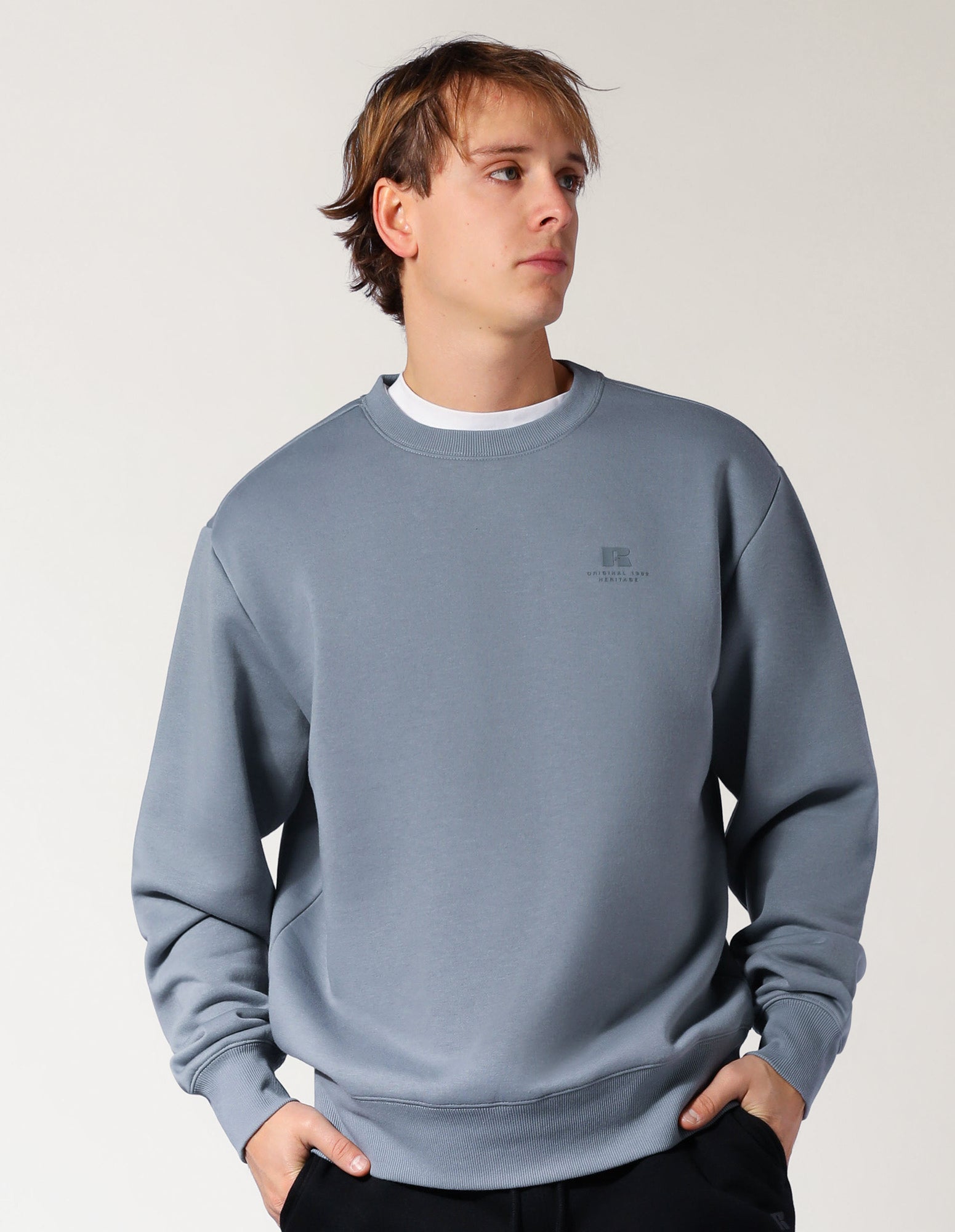 Russell Athletic Australia Men's Brooklyn Crew - Ash Colour True Since 1902