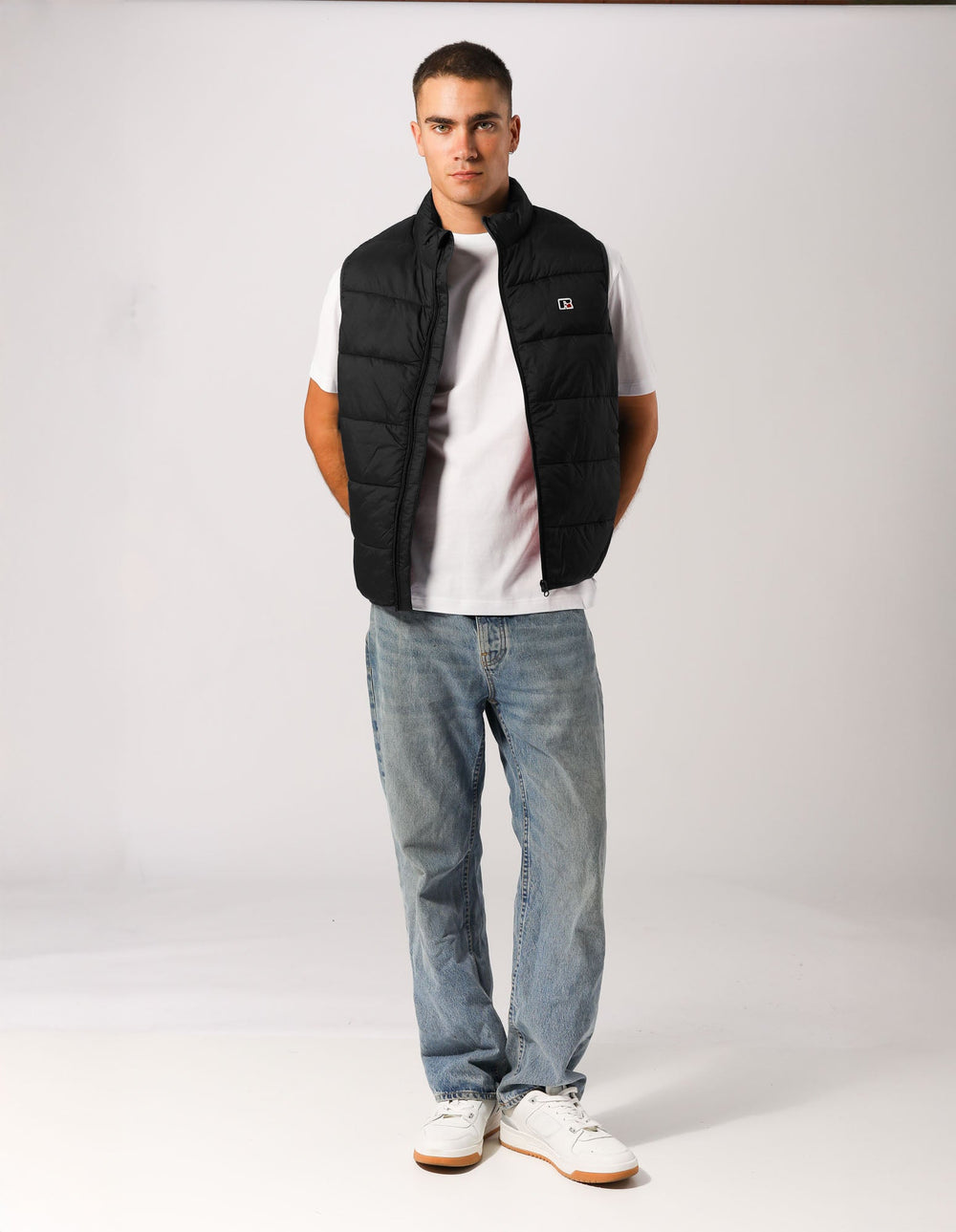 Russell Athletic Australia R Logo Lightweight Packable Puffer Vest - Black True Since 1902