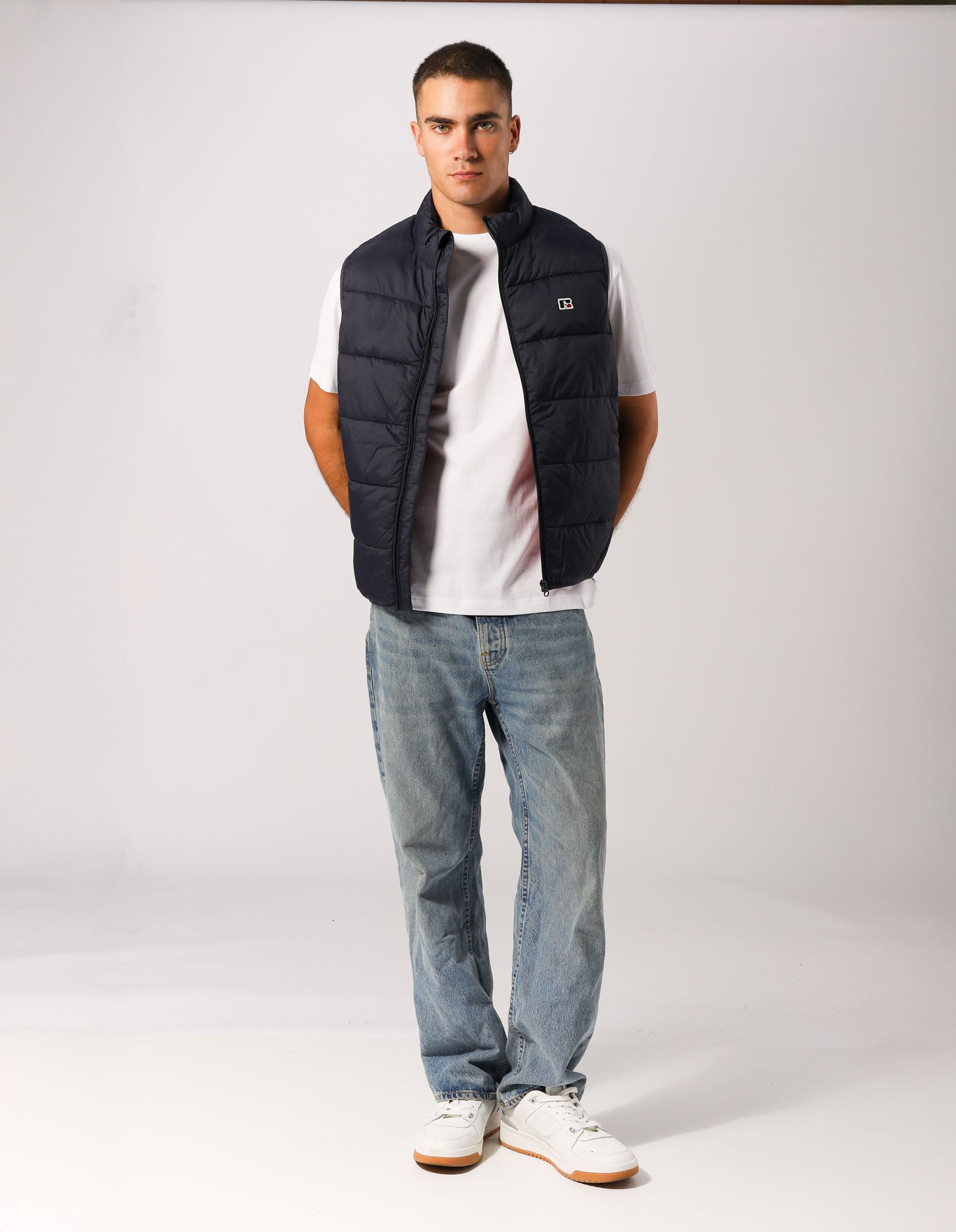 Russell Athletic Australia Unisex R Logo Lightweight Packable Puffer Vest - Michigan Navy True Since 1902