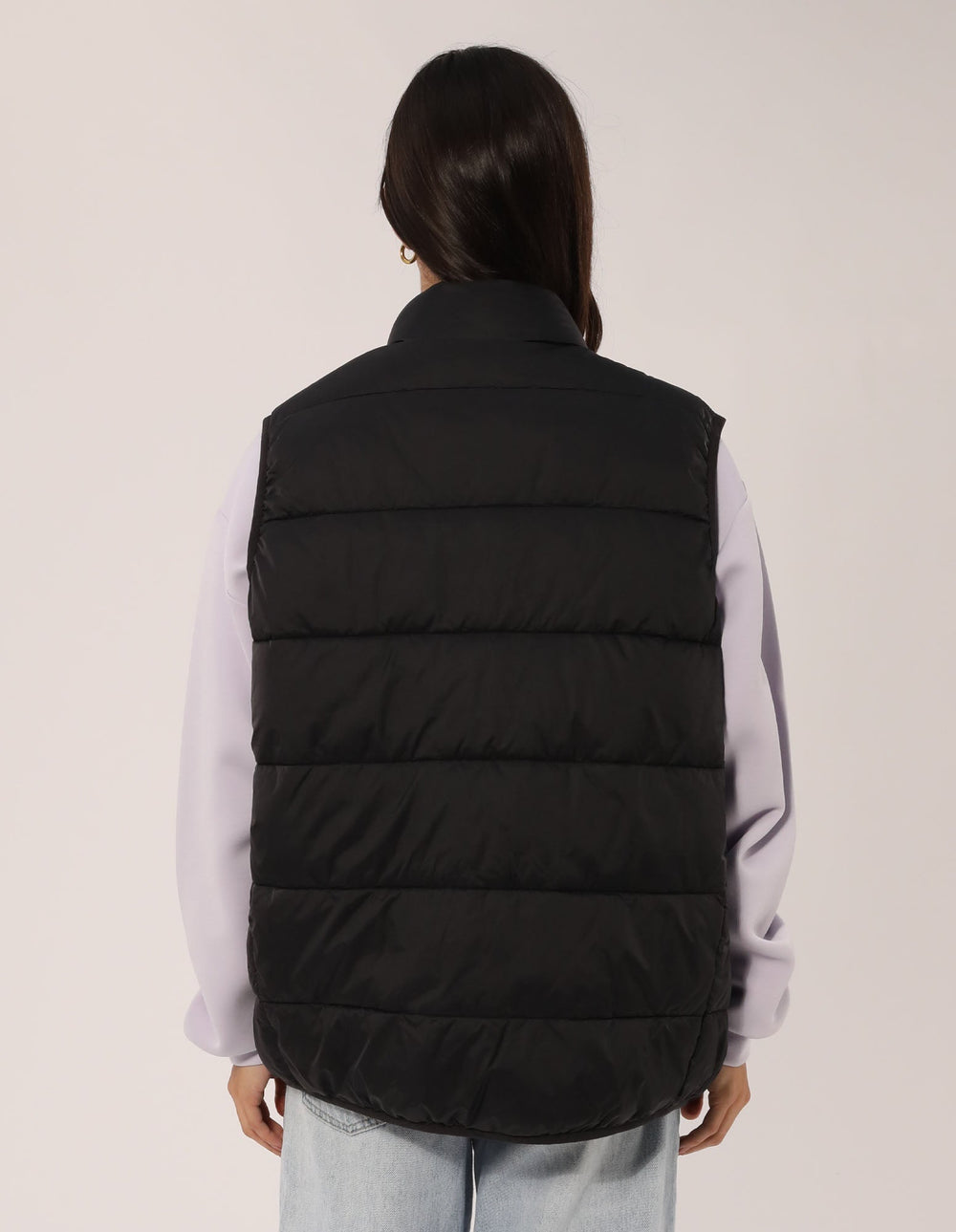 Russell Athletic Australia R Logo Lightweight Packable Puffer Vest - Black True Since 1902