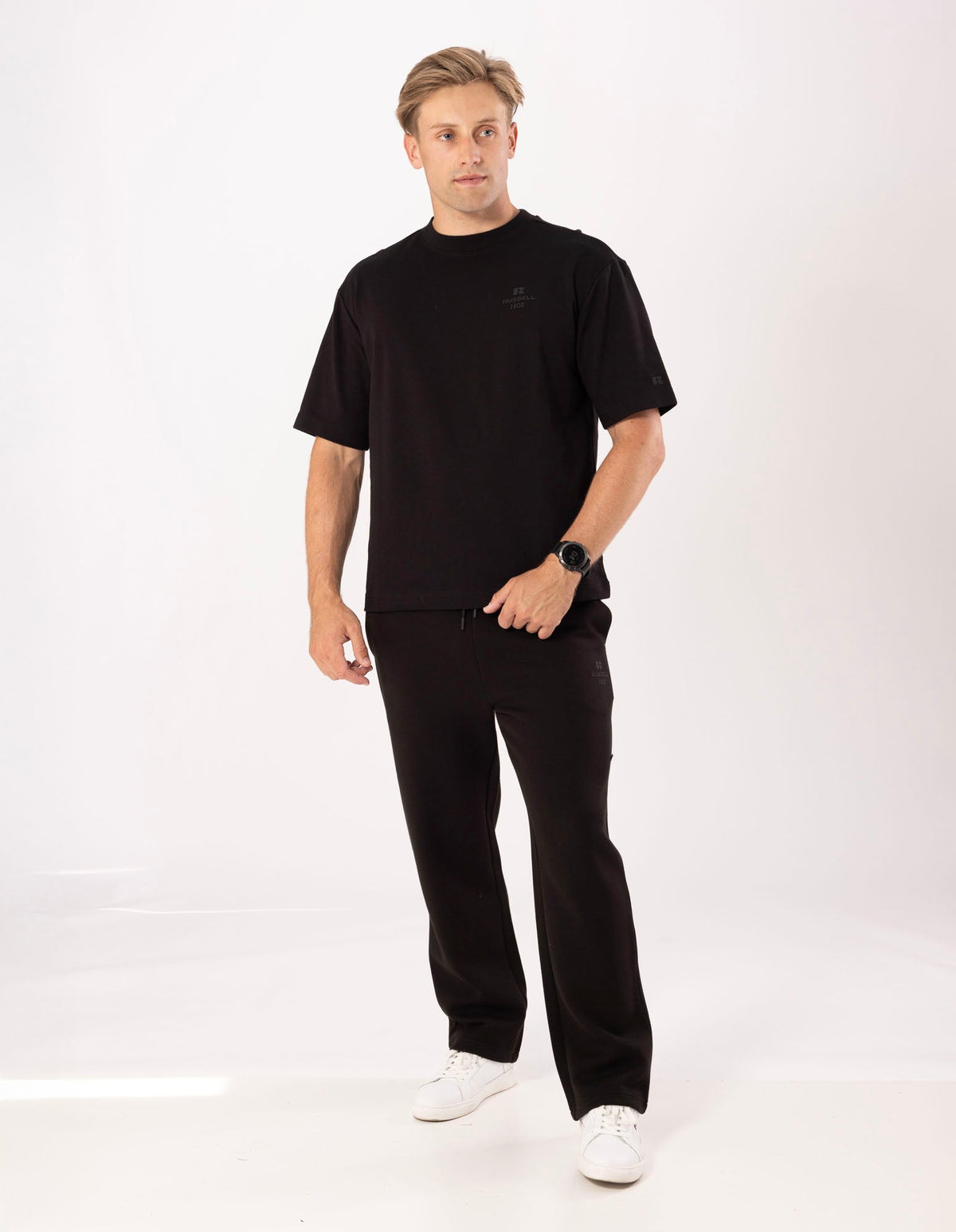 Russell Athletic Australia Men's R Tech Leisure Tee - Black True Since 1902