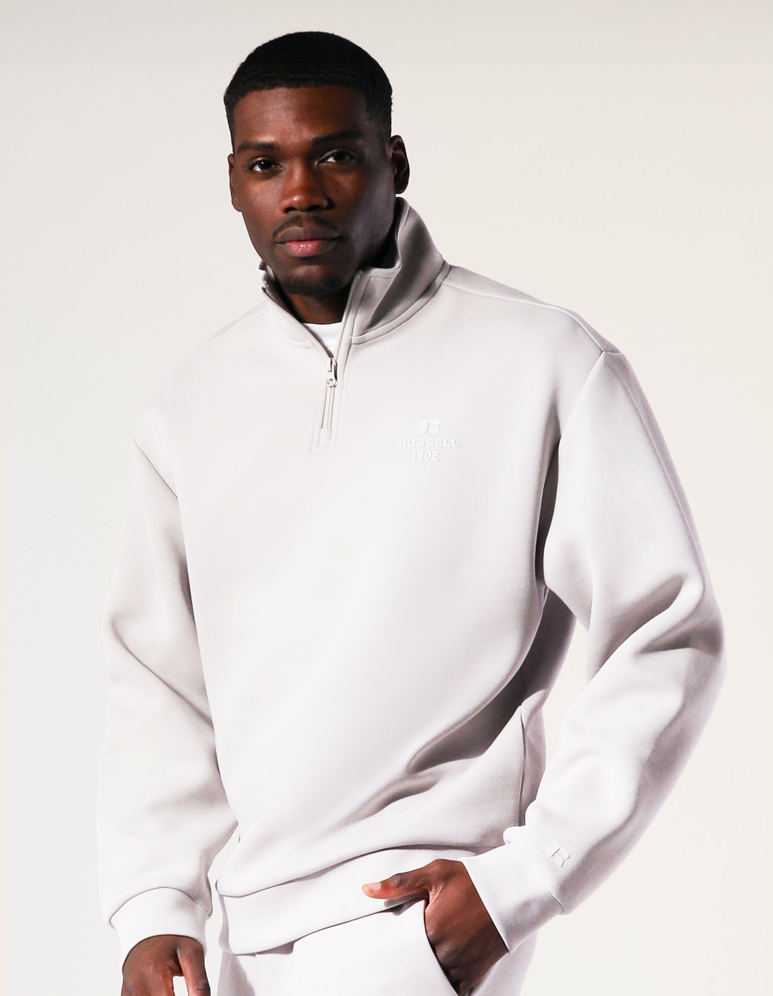 Men's R Tech Leisure 1902 Quarter Zip - Antarctica White | Russell Athletic AU