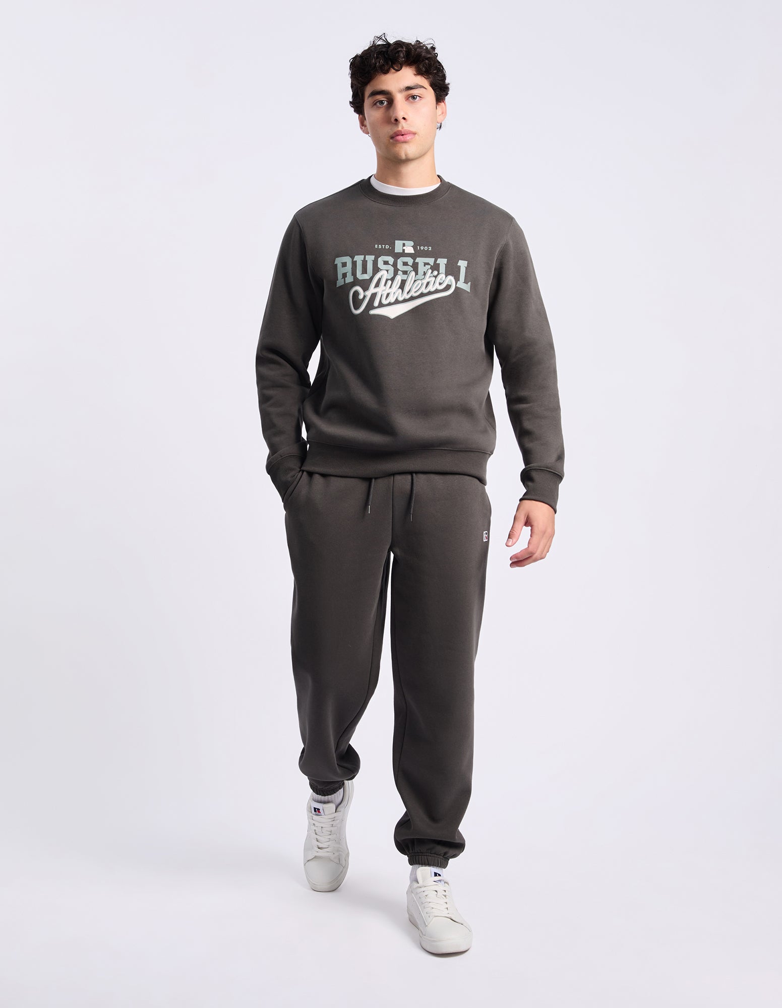 Russell Athletic Australia Brutalist Men's Crew - Raven True Since 1902